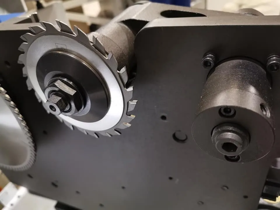 scoring saw handled